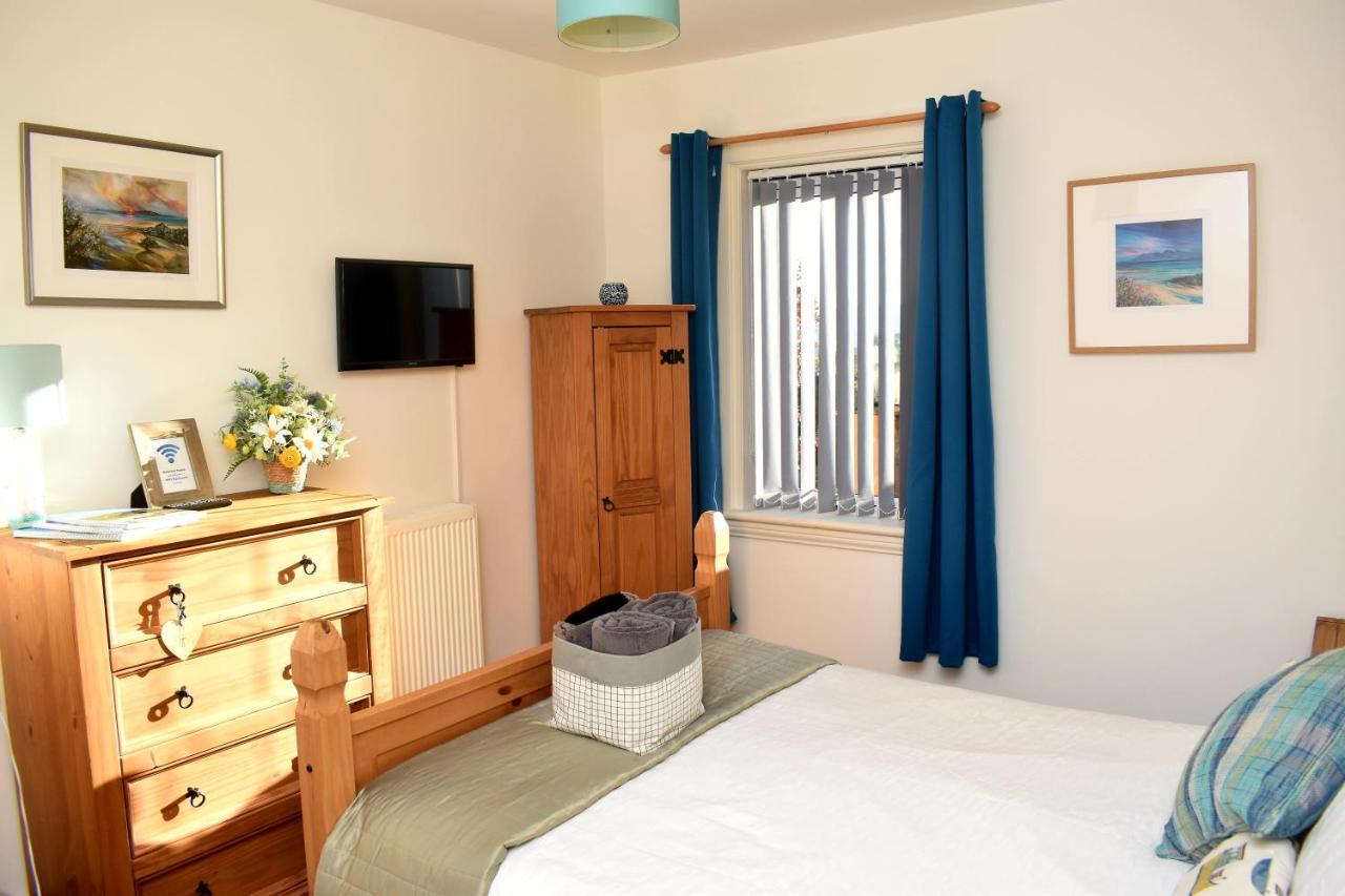 Lycia Rooms + インヴァネス エクステリア 写真